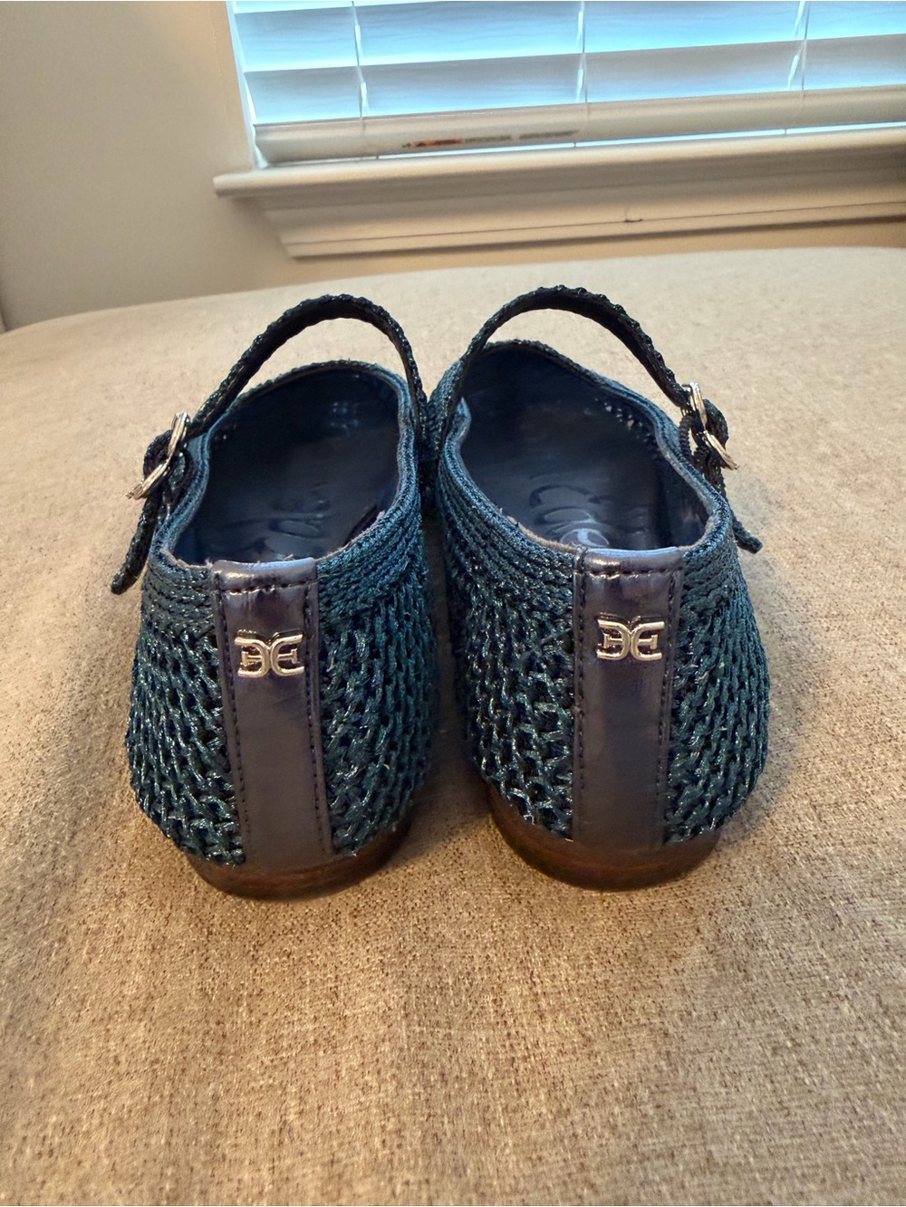 Sam Edelman Michaela Knit Mary Jane Flat in Metallic Navy Woven Fabric. Size 7.5 - Picture 4 of 7